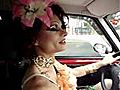 Drag Queen Dindry Buck a caminho de animação de festa - www.dindry.com