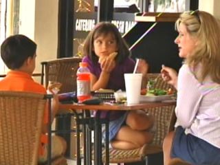 Restaurant Bans Children Under 6-Years-Old