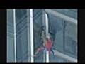 RAW: Patriotic Climber Scales 58 Story Building In San Francisco With Suction Cups (NEWS REPORT @ 2:40)