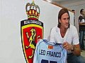 El Zaragoza presenta a Leo Franco