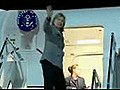 Hillary Clinton rate une marche