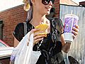 Paris Hilton Eating At Taco Bell