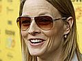 Jodie Foster Stands Behind Mel Gibson