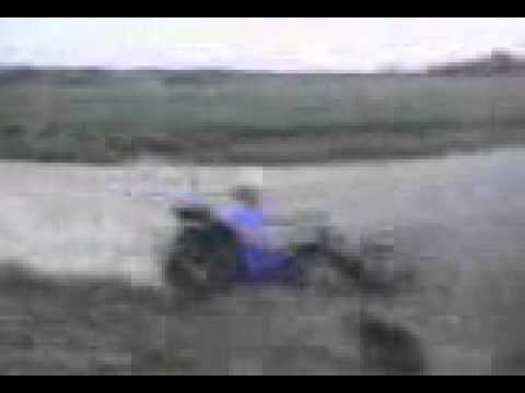 Scooter crash hihihi