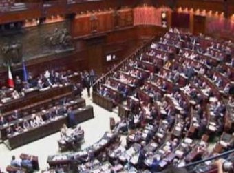 ITALIE : Le Parlement italien adopte définitivement le plan d’austérité renforcé