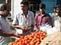 Karnataka farmers pray for rise in tomato prices