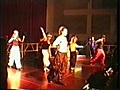Emeraude Mroad spectacle troupe de danse