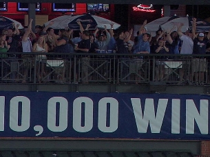Braves notch 10,000th win