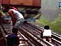 Colombianos arriesgan su vida en ´El juego del tren´