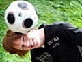 Super soccer freestyler