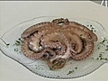 [Video] Fisherman discovers 9-legged octopus