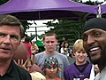 Ehrlich works crowd at Ravens training camp