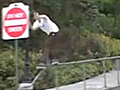 Skateboarding Fail Video – Sign To The Face