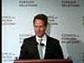 Geithner issues warning on debt debate