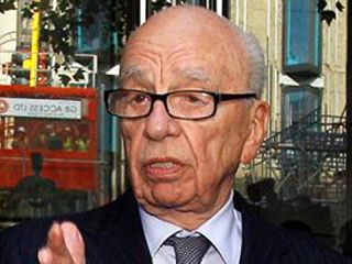 Murdoch Apologizes for Phone-Hacking Scandal