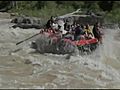 Piqué publica un video haciendo rafting