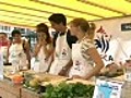 French foodies cook up storm at Paris market