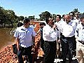 Recorre Calderón zonas afectadas en Tabasco