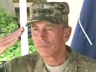 Petraeus Hands Over Command of Afghanistan