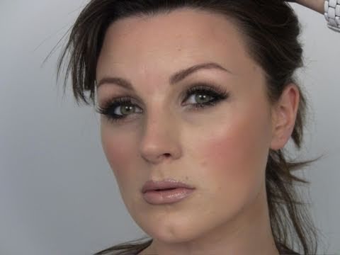 Rosie Huntington-Whiteley Make-up Tutorial