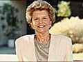 Play US ex-first lady Betty Ford dies