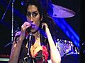 Amy Winehouse Gets Harsh Health Warning