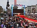 Tausende Fans campieren am Londoner Trafalgar Square