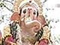 Celebrity worship: Ganesh festival hogs limelight