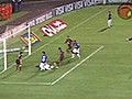 Cruzeiro derrota o Flamengo por 1 a 0 em Uberlândia