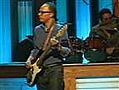 Lester Holt rocks out at Grand Ole Opry