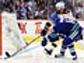 Canucks clip Bruins in Game 2