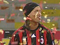 Berlusconi &#039;coccola&#039; Ronaldinho