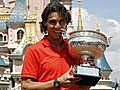 Nadal fête son titre à Disneyland