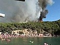 Waldbrand bedroht Touristen auf Ibiza