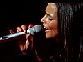 Alicia Keys - Try Sleeping With A Broken Heart (Yahoo! Pepsi Smash)