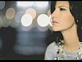 &#039;Con la musica en la radio [video clip]&#039; by Laura Pausini