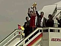 9RAW: Spain welcomes home world cup heroes